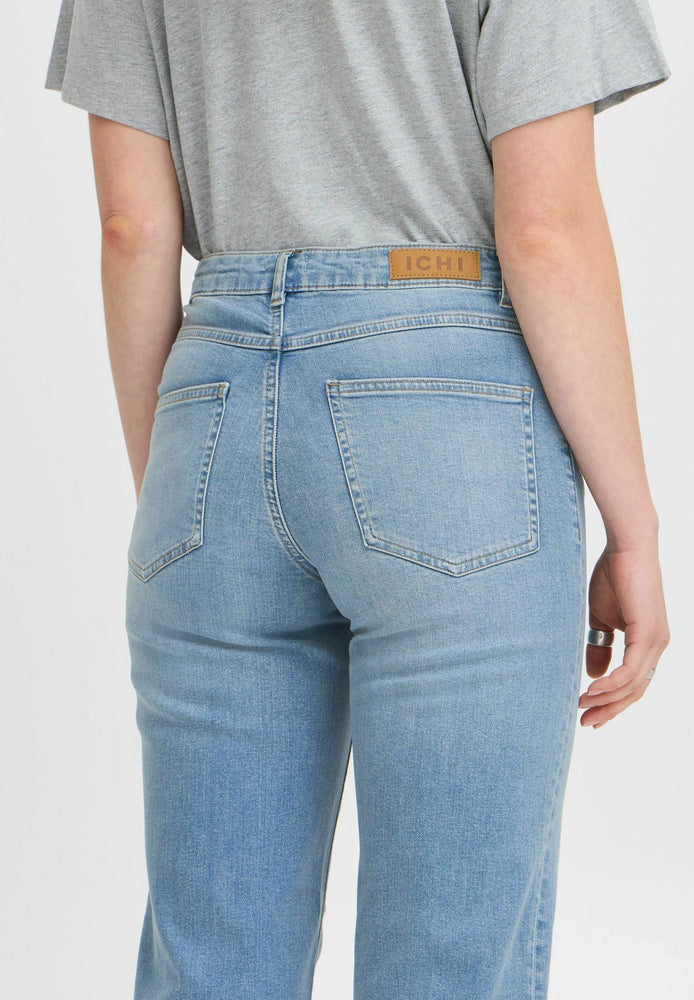 Twiggy Straight Leg Jeans - Light Blue