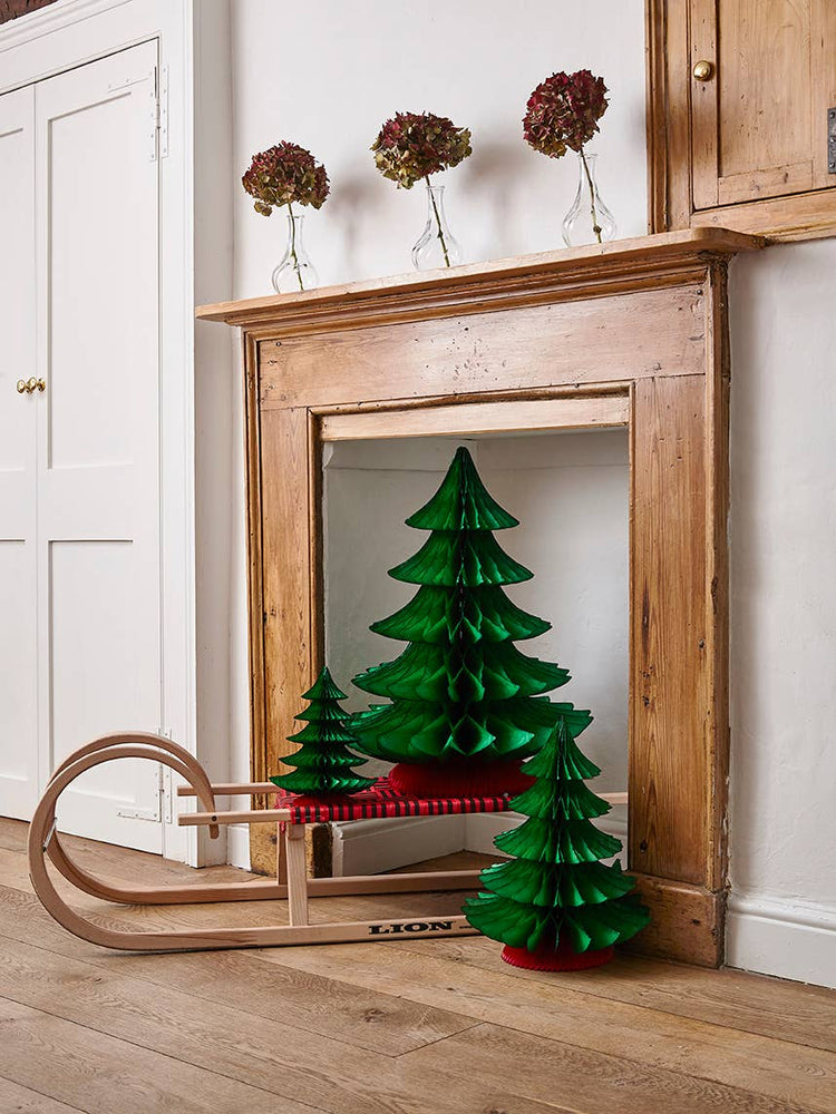 Classic Christmas Tree 25cm - Traditional Green