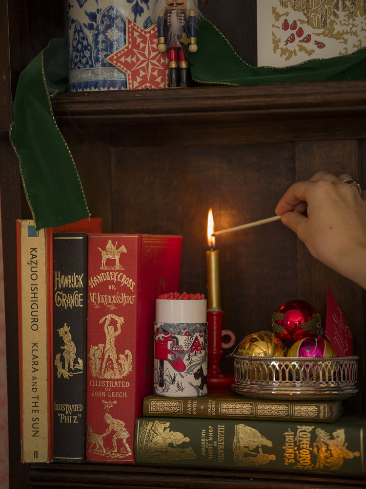 Snowy Letterbox Large Cylinder Matches