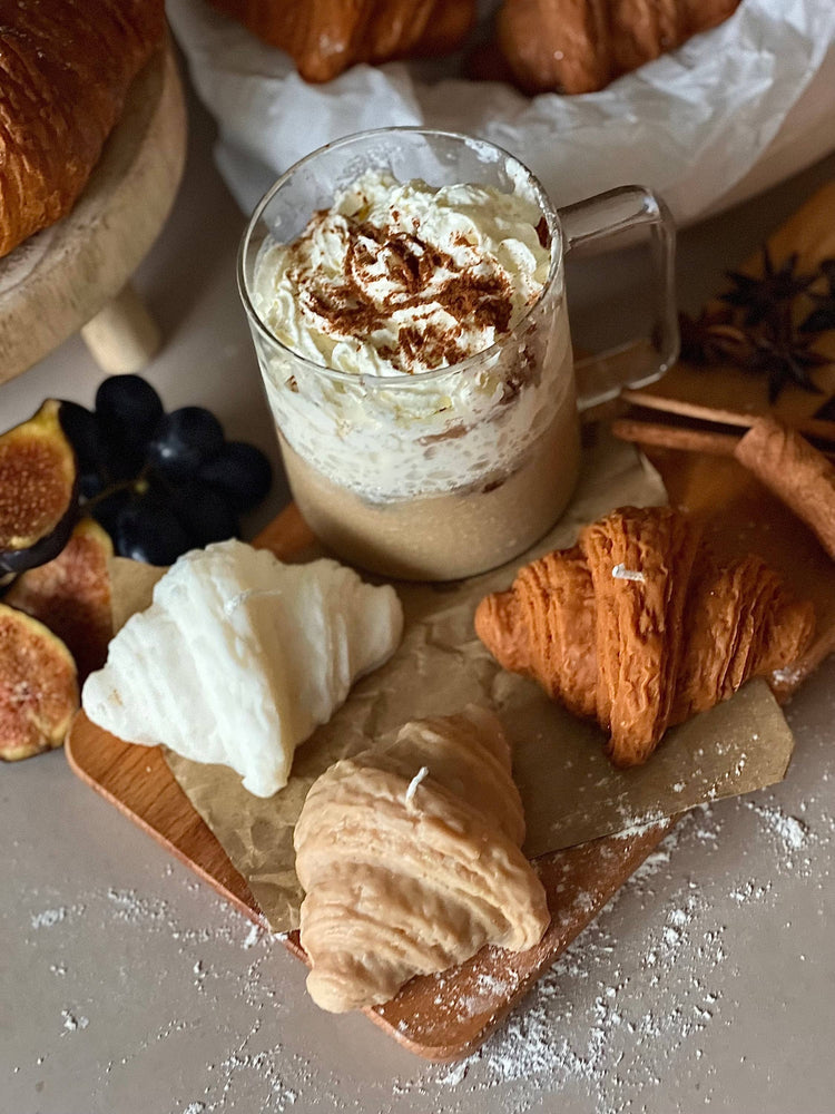 Croissant Candle: Brown / Unscented