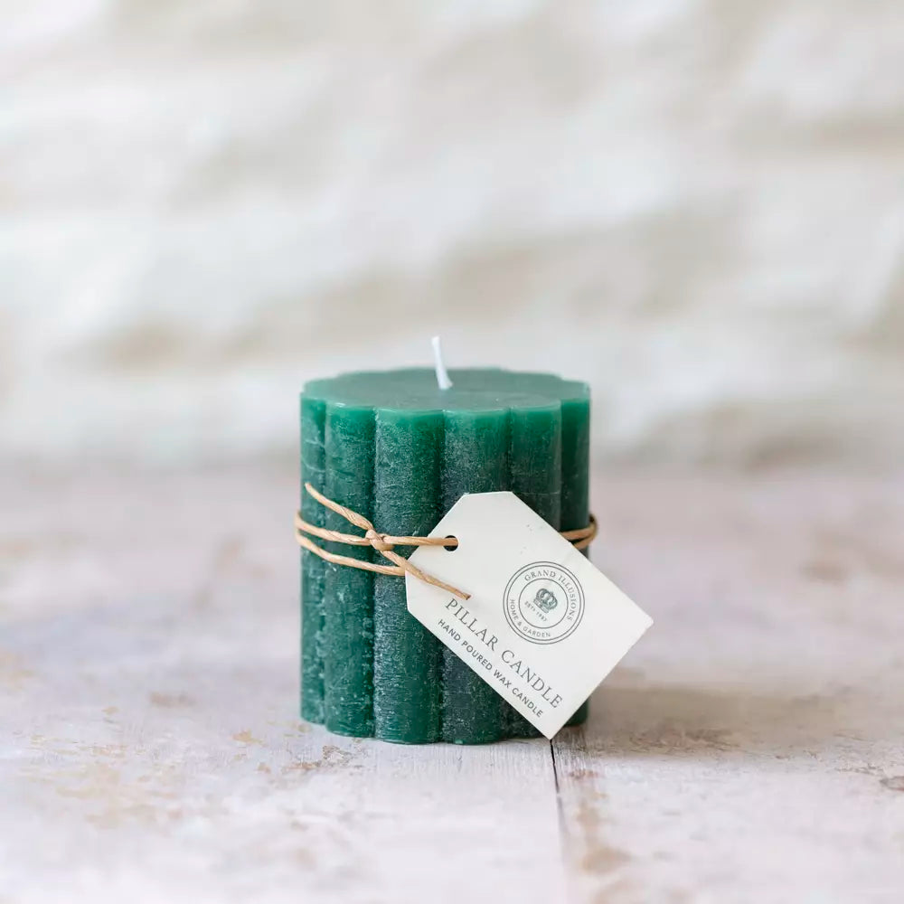 Rustic Scalloped Pillar Candle - Emerald