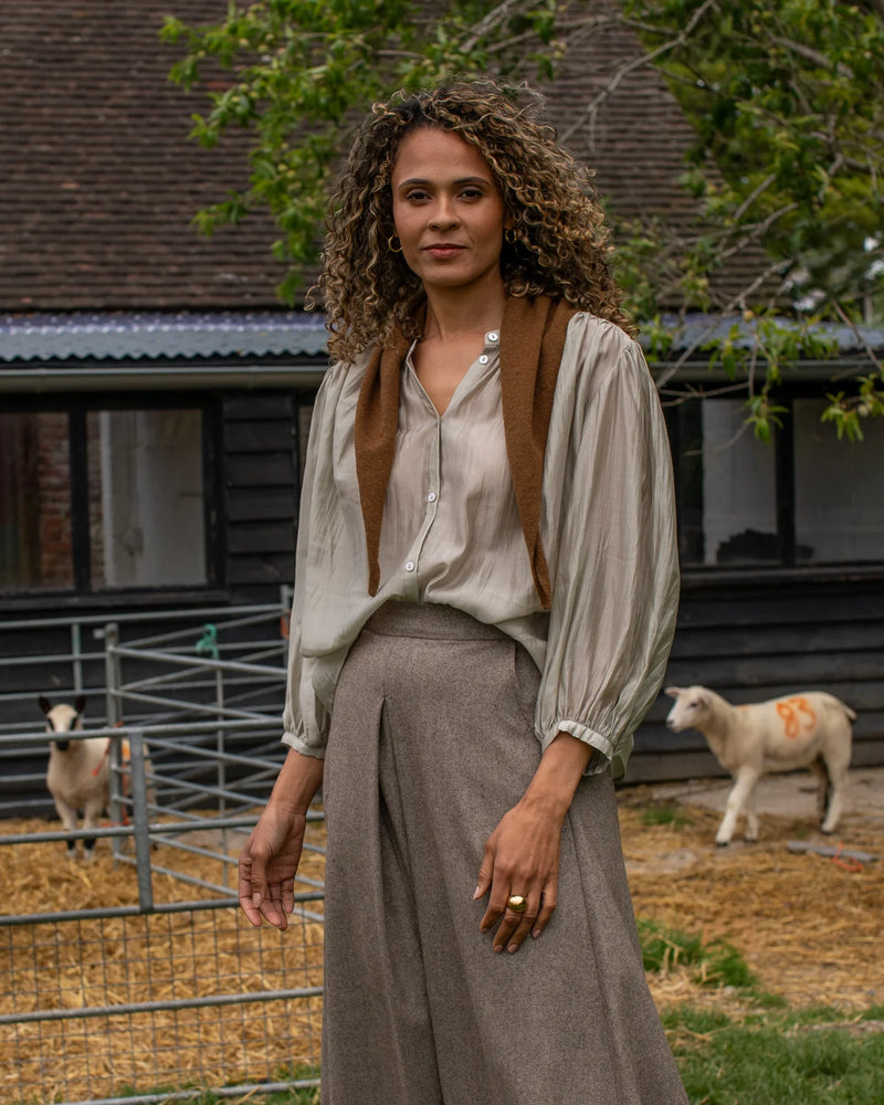 Dawn Blouse - Taupe