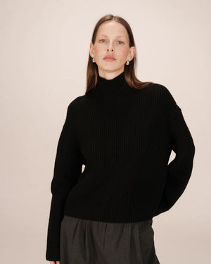 Sagan Jumper - Black