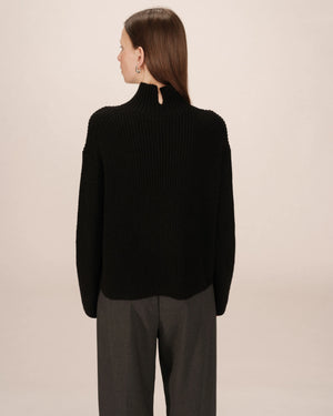 Sagan Jumper - Black