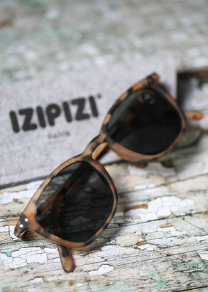 Shape E Light Tortoiseshell Sun Reading Glasses