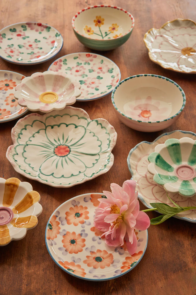 Ceramic Flower Shaped Hand-Painted Side Plate with Pink Border