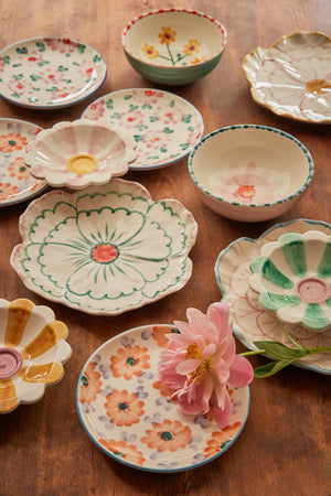 Ceramic Flower Shaped Hand-Painted Side Plate with Pink Border