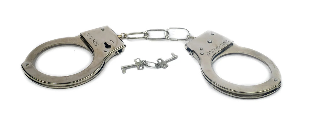 Handcuff