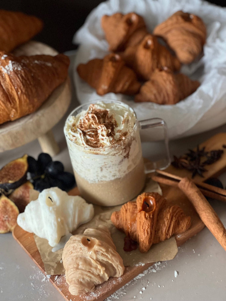 Croissant Candle: Brown / Unscented