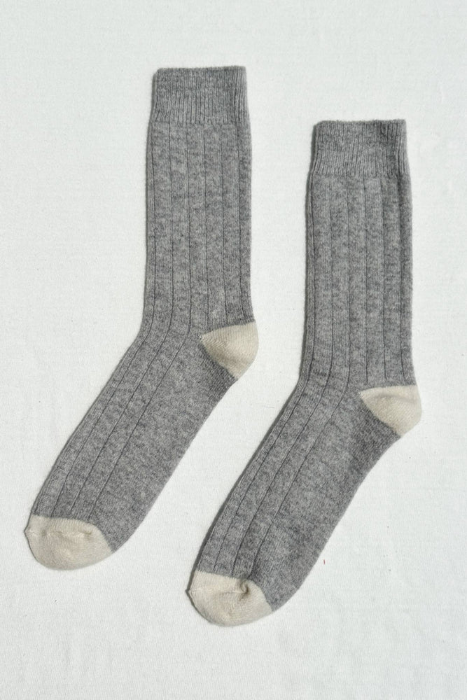Extended Cashmere Classic Socks: Fawn