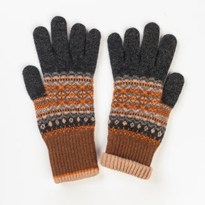 Alloa Gloves (Alba) in Winter