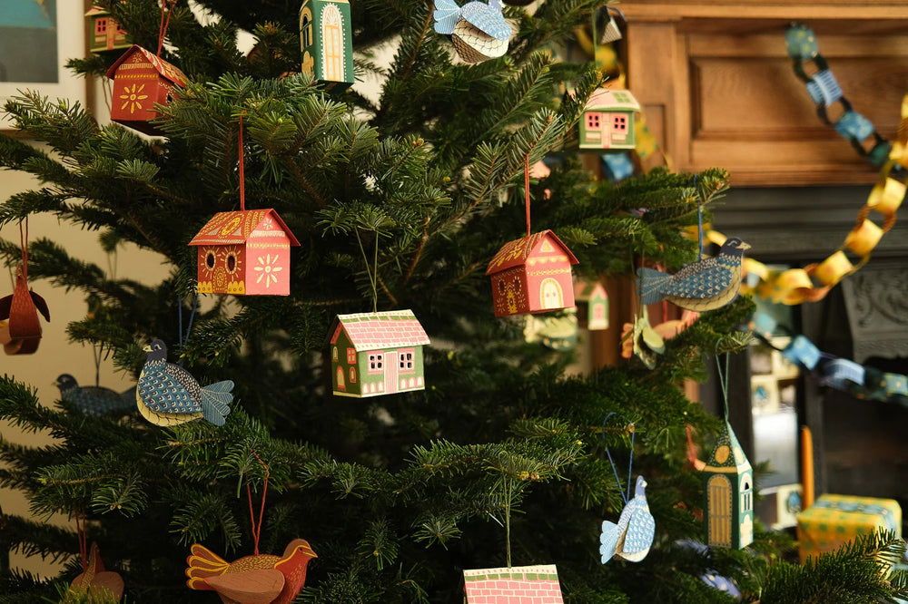 Board Decoration: Gingerbread House