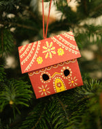 Board Decoration: Gingerbread House
