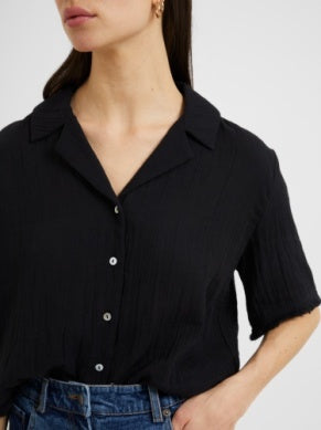 Fray Edge Detail Shirt - Black