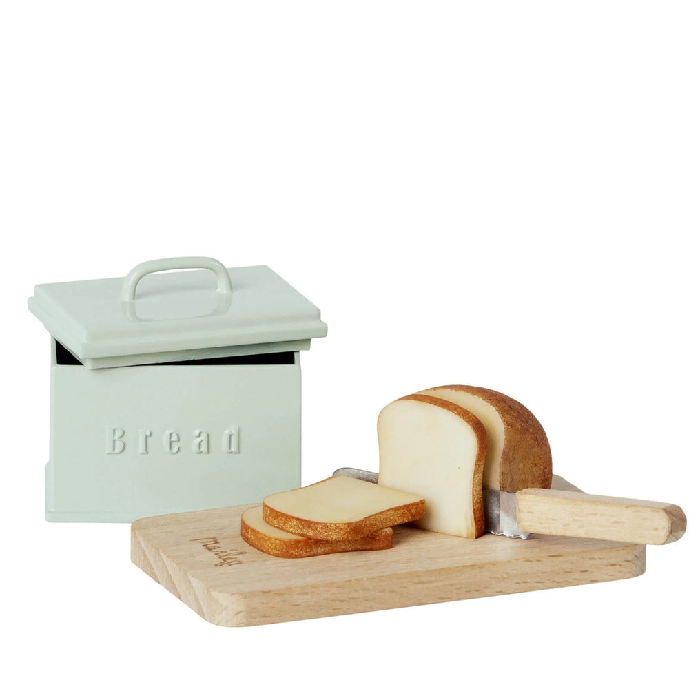 Bread Box With Cutting Board and Knife