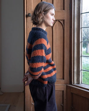 Force Five Hand-Knitted Jumper - Navy/Pumkin