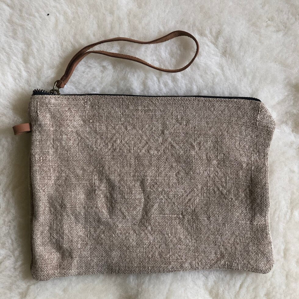 Jute Pouch Bag With Leather Handle - Natural