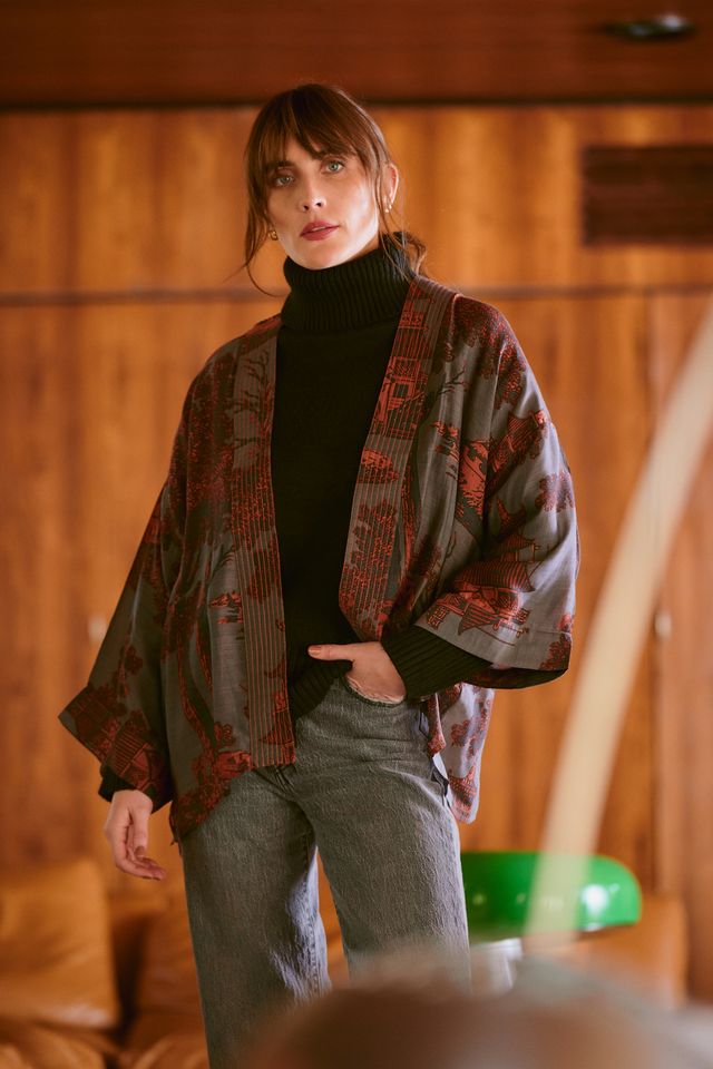 Pagoda Kimono in Pewter