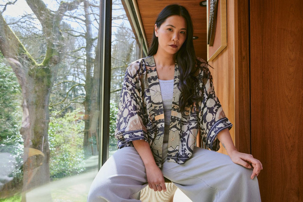Susani Kimono in Charcoal