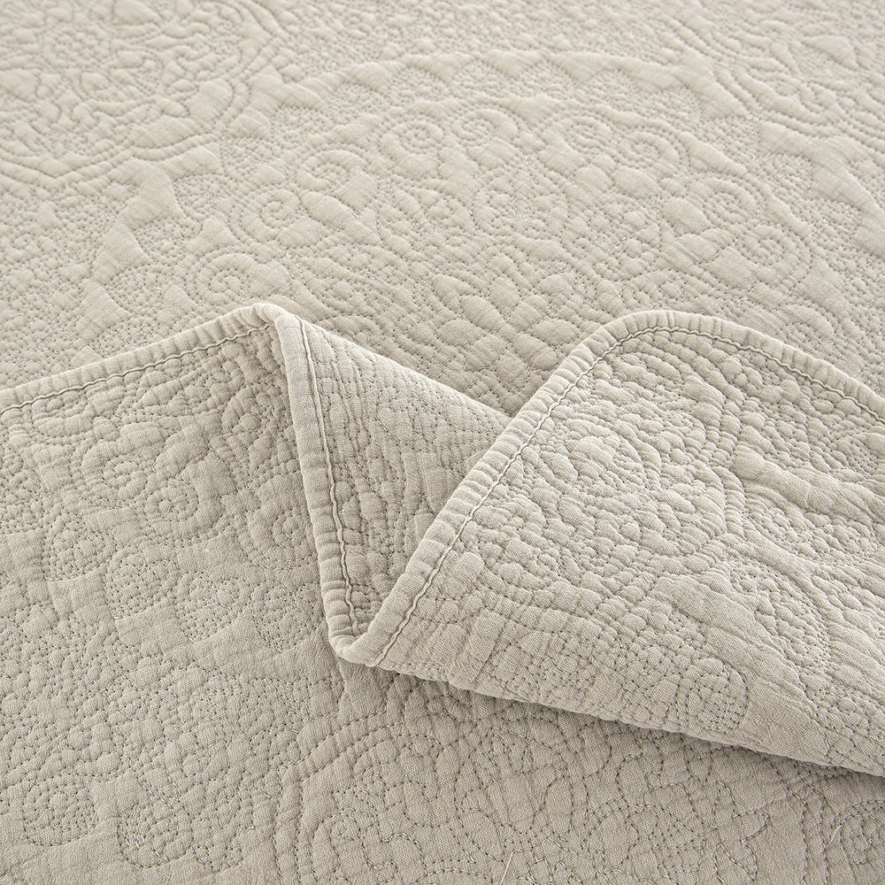Stonewash Cotton Parchment Quilt 250 x 260 cm (Double or King Size)