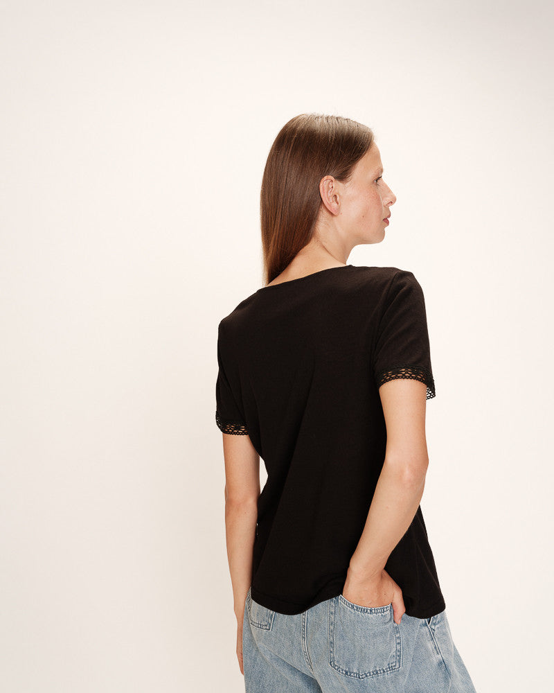Rome V Neck T-Shirt With Lace Trim - Black