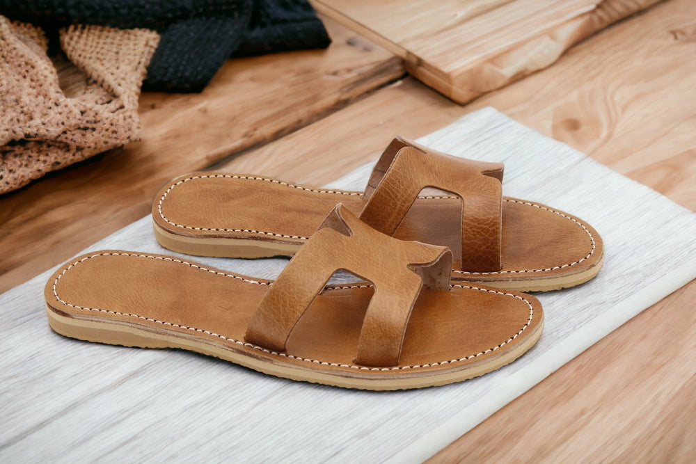 Leather Sandals - Tan