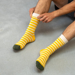 Men's Combed Cotton Wide Stripe Socks - Saffron