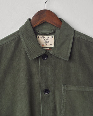 Men's Organic Buttoned Cord Overshirt - Vine Green