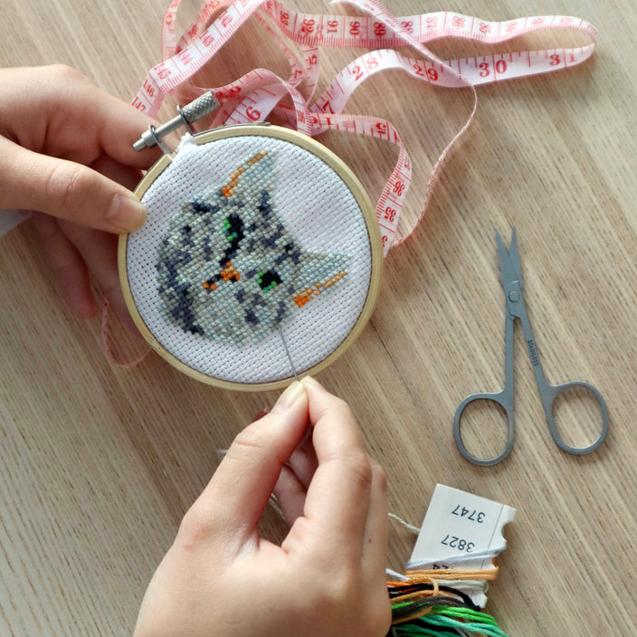 
                
                    Load image into Gallery viewer, Mini Cross-Stitch Embroidery Kit - Cat
                
            
